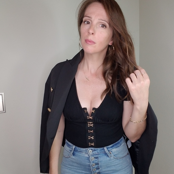 Black ribbed short sleeve bodysuit - Picture 2 of 8